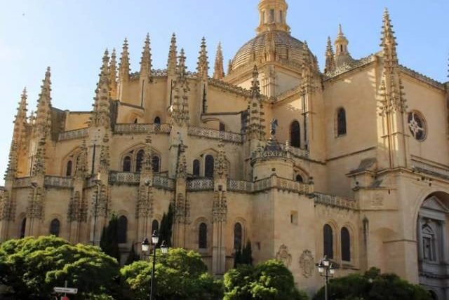 Historia-del-Parador-de-Turismo-de-Segovia-en-Segovia | Paradores.tv