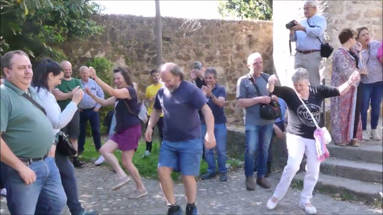 Viviendo-el-Folklore-Paradores-en-Fiestas-Tradicionales | Paradores.tv