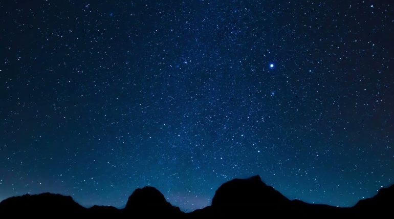 Entre-Murallas-y-Cielos-Estrellados-Noches-Magicas-en-el-Parador | Paradores.tv