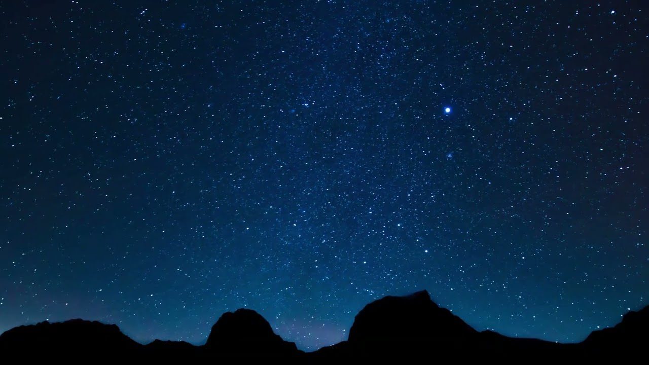 Entre-Murallas-y-Cielos-Estrellados-Noches-Magicas-en-el-Parador | Paradores.tv