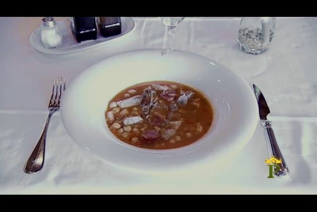 Disfruta-del-lujo-en-el-Parador-de-La-Palma-una-joya-en-las-Islas-Canarias-para-una-experiencia-unica | Paradores.tv Disfruta del lujo en el Parador de La Palma una joya en las Islas Canarias para una experiencia única