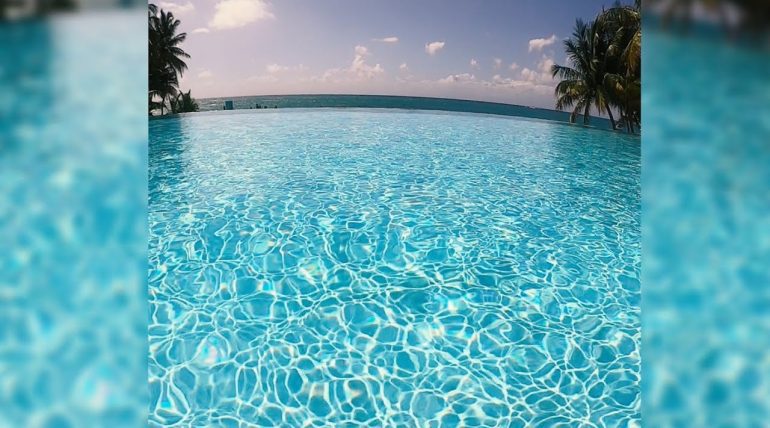 paradores de turismo con piscina